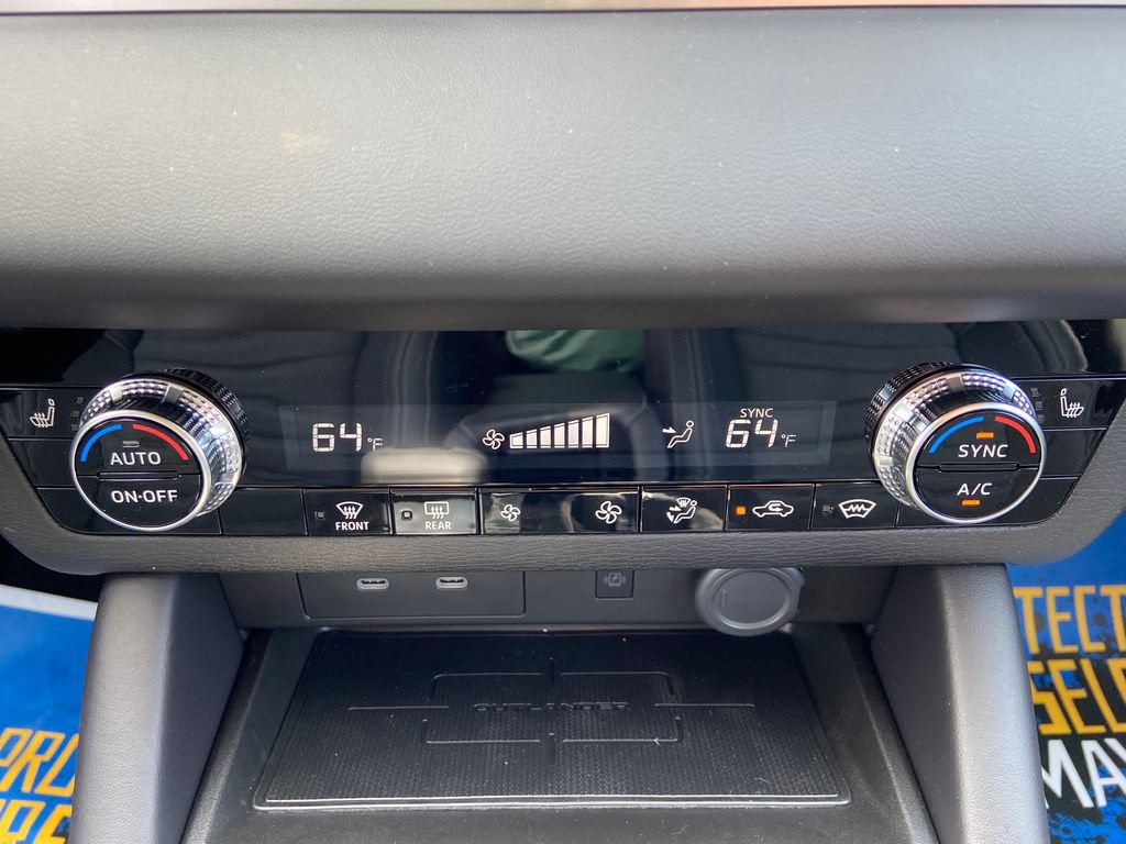 New 2025 Mitsubishi Outlander AWD image 58