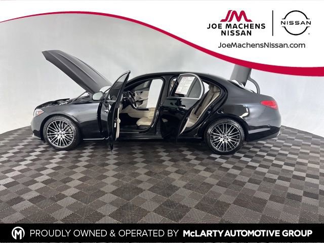 Used 2023 Mercedes-Benz C 300 4MATIC Sedan image 9