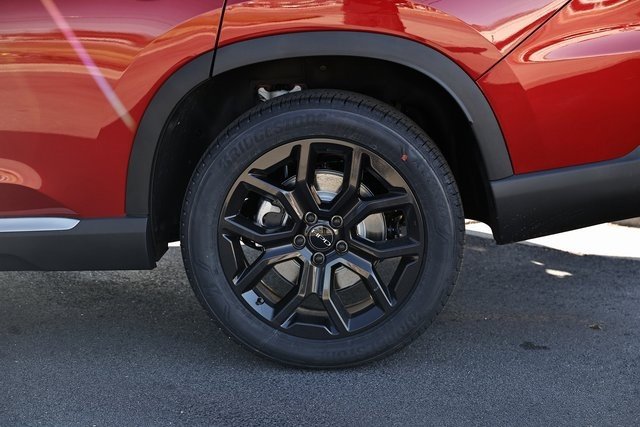 New 2025 Honda Pilot Touring image 7