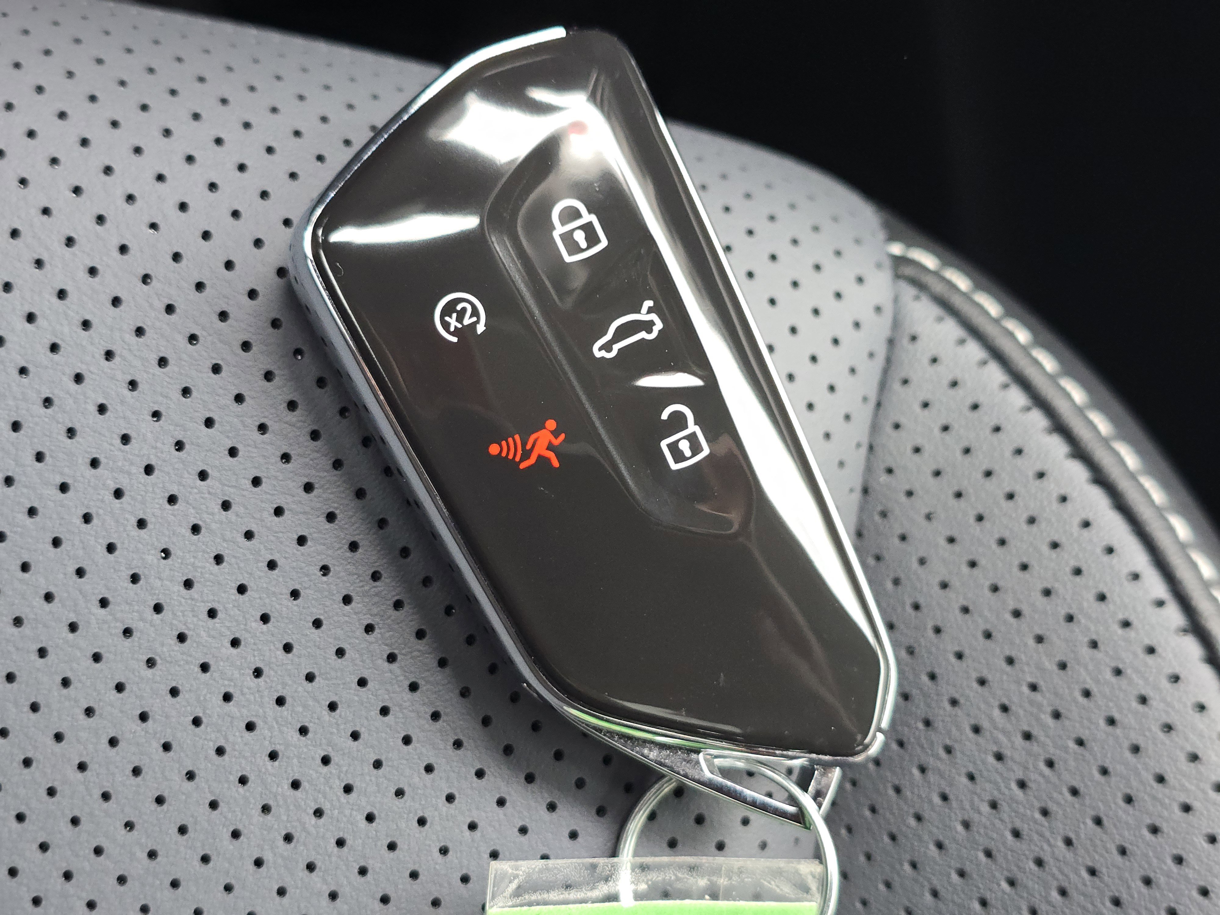 New 2026 Volkswagen Tiguan SE AWD/4WD image 27