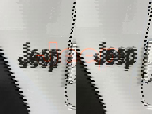 Used 2022 Jeep Gladiator Mojave w/ Cold Weather Group AWD/4WD image 31