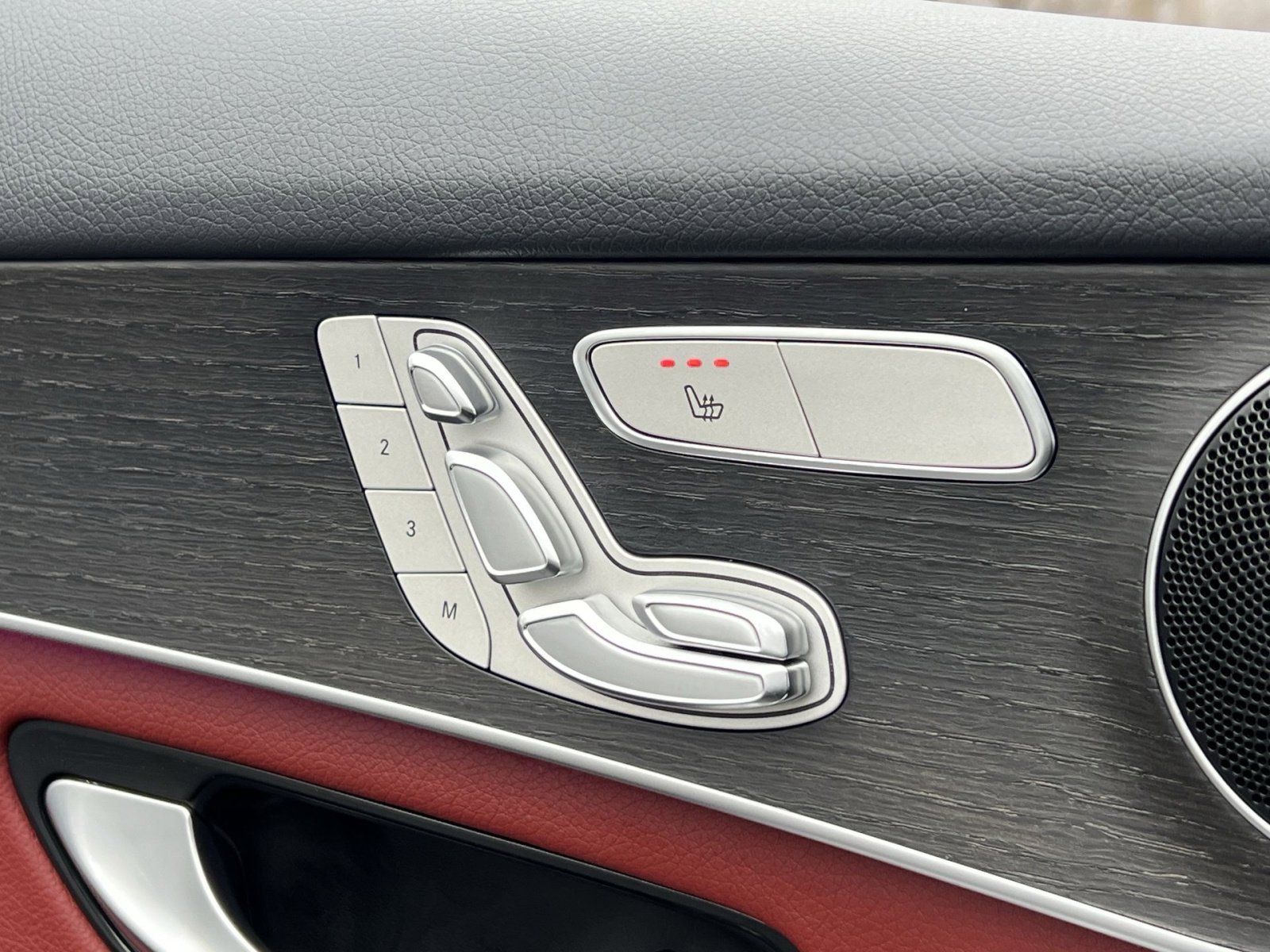 Used 2020 Mercedes-Benz GLC 300 GLC 300 Coupe image 34