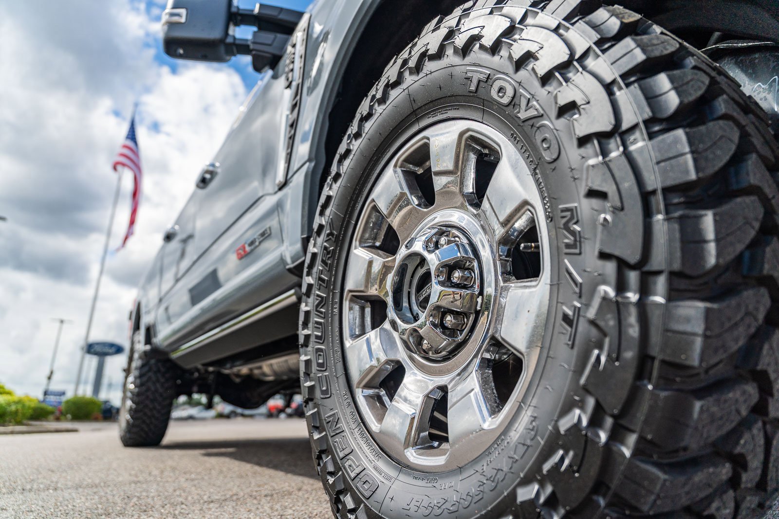 New 2025 Ford F250 King Ranch w/ Chrome Package image 13