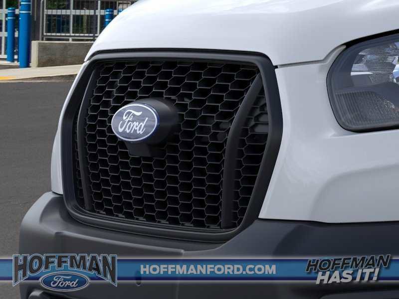 New 2026 Ford Transit 250 148 Medium Roof RWD image 17