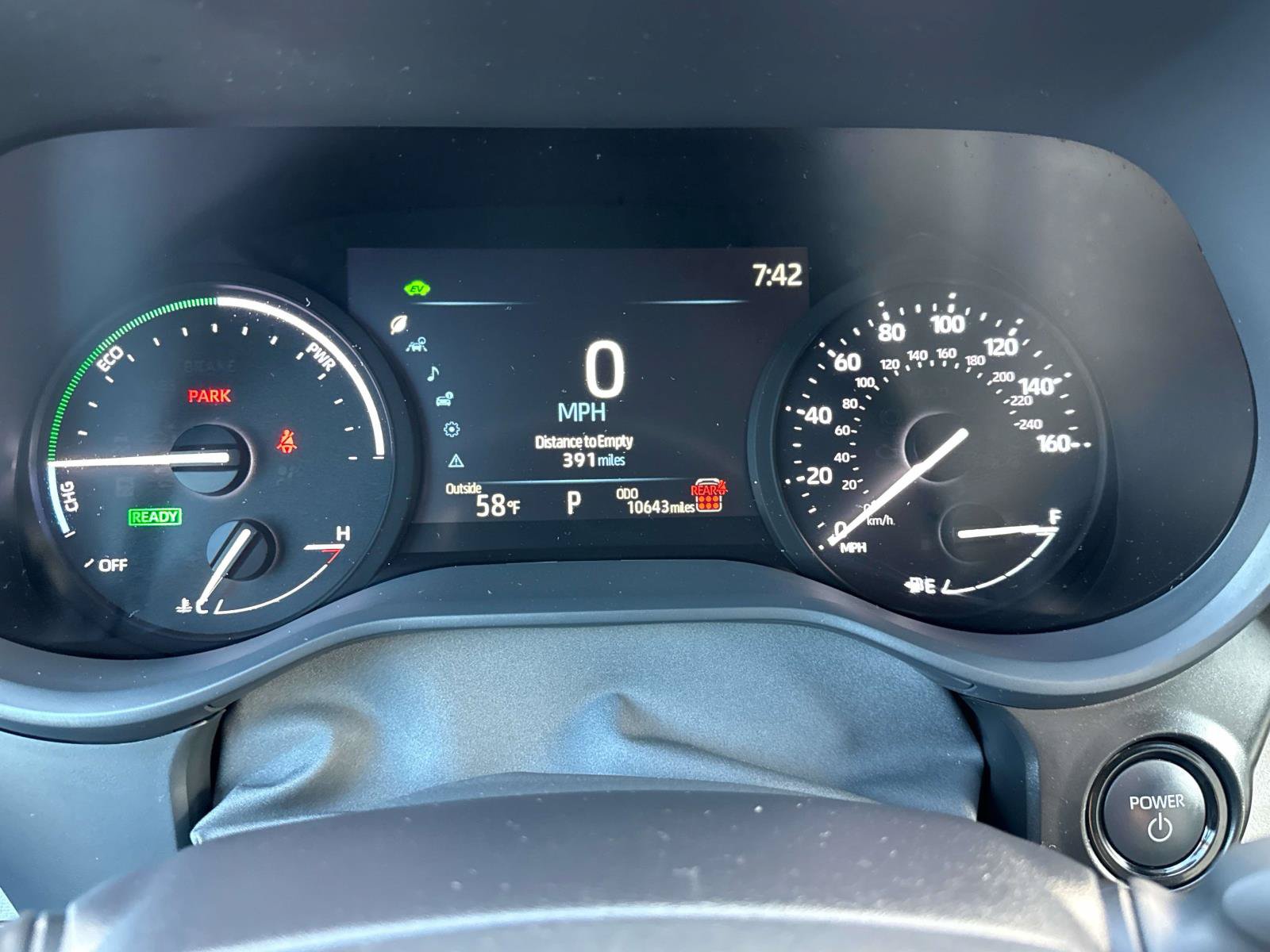 Used 2025 Toyota Sienna XLE FWD image 25