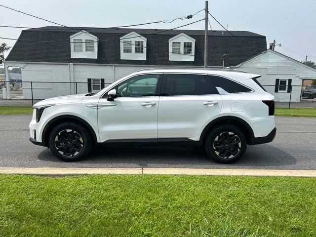 Certified 2025 Kia Sorento S w/ Panoramic Sunroof Package AWD/4WD image 28