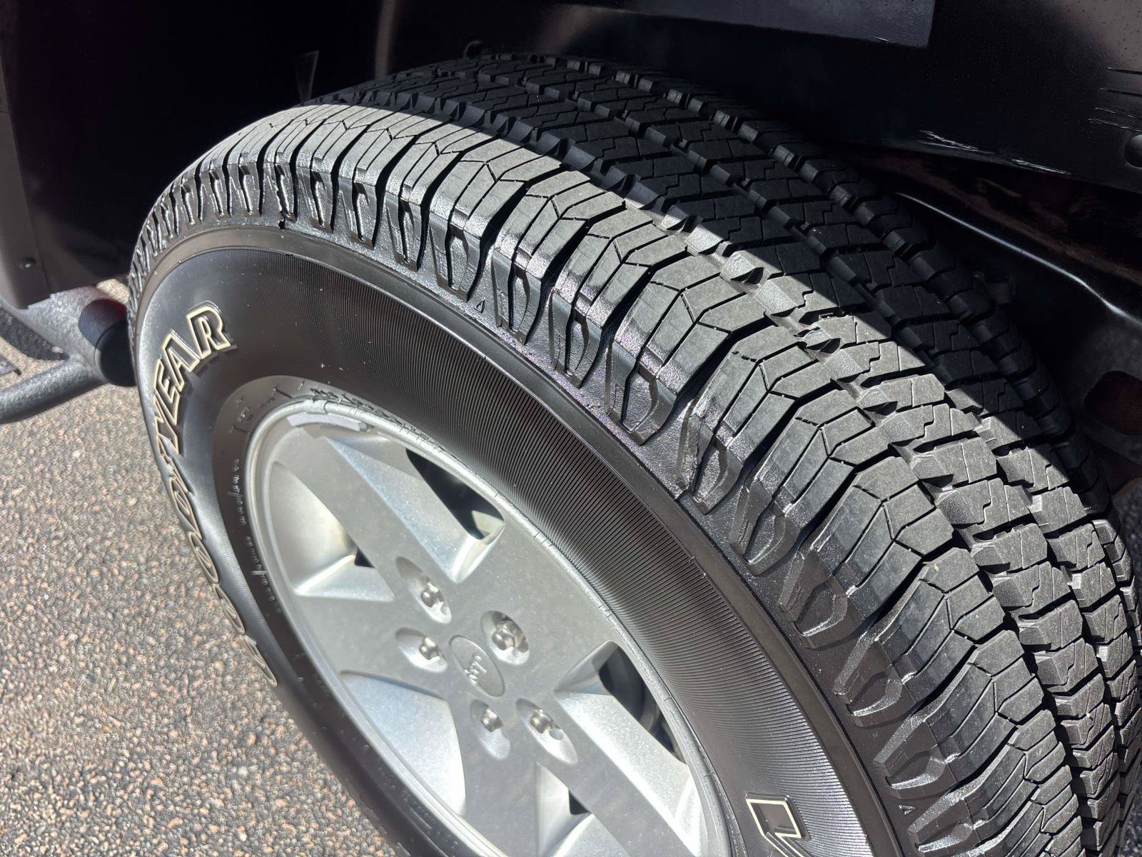 Used 2018 Jeep Wrangler Unlimited Sport S AWD/4WD image 7