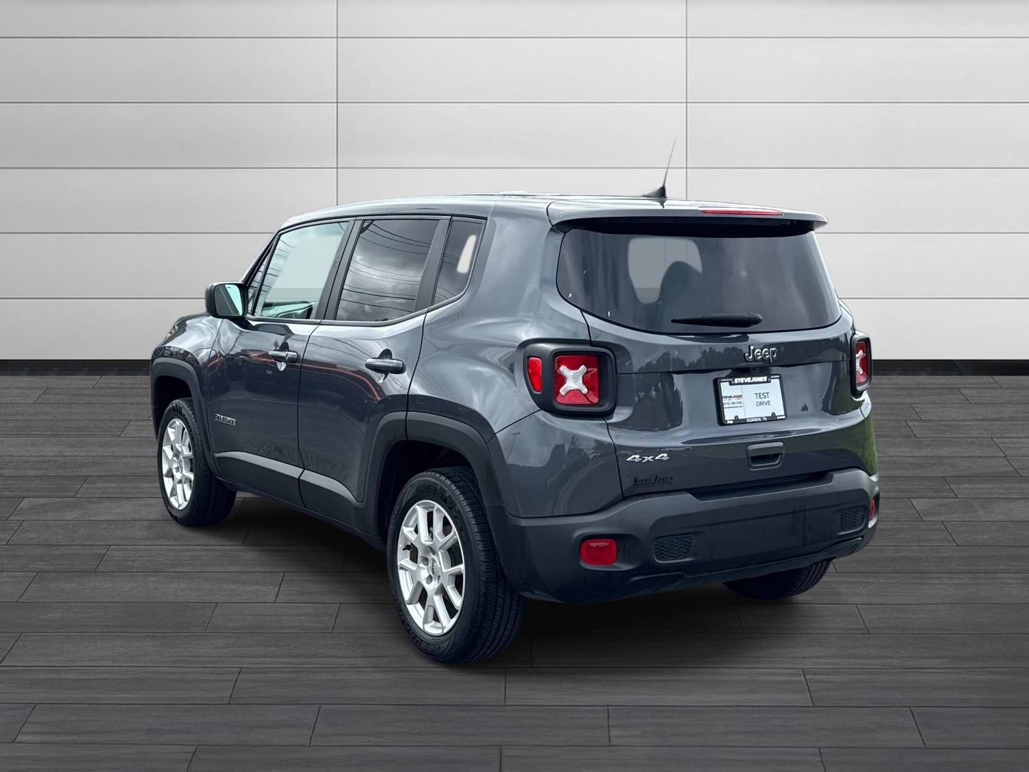 Used 2023 Jeep Renegade Latitude AWD/4WD image 7