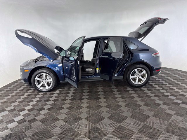 Used 2020 Porsche Macan AWD/4WD image 13