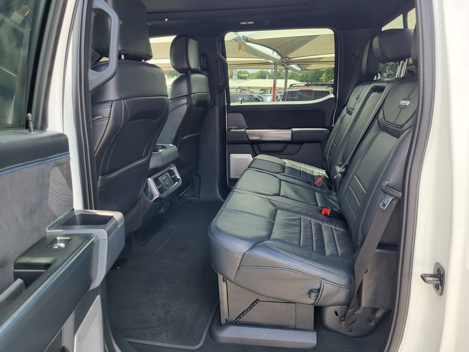Used 2025 Ford F350 Platinum AWD/4WD image 18