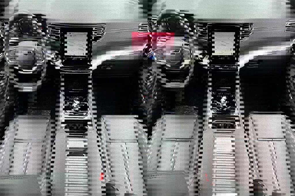 New 2025 Jeep Wagoneer 4WD image 10