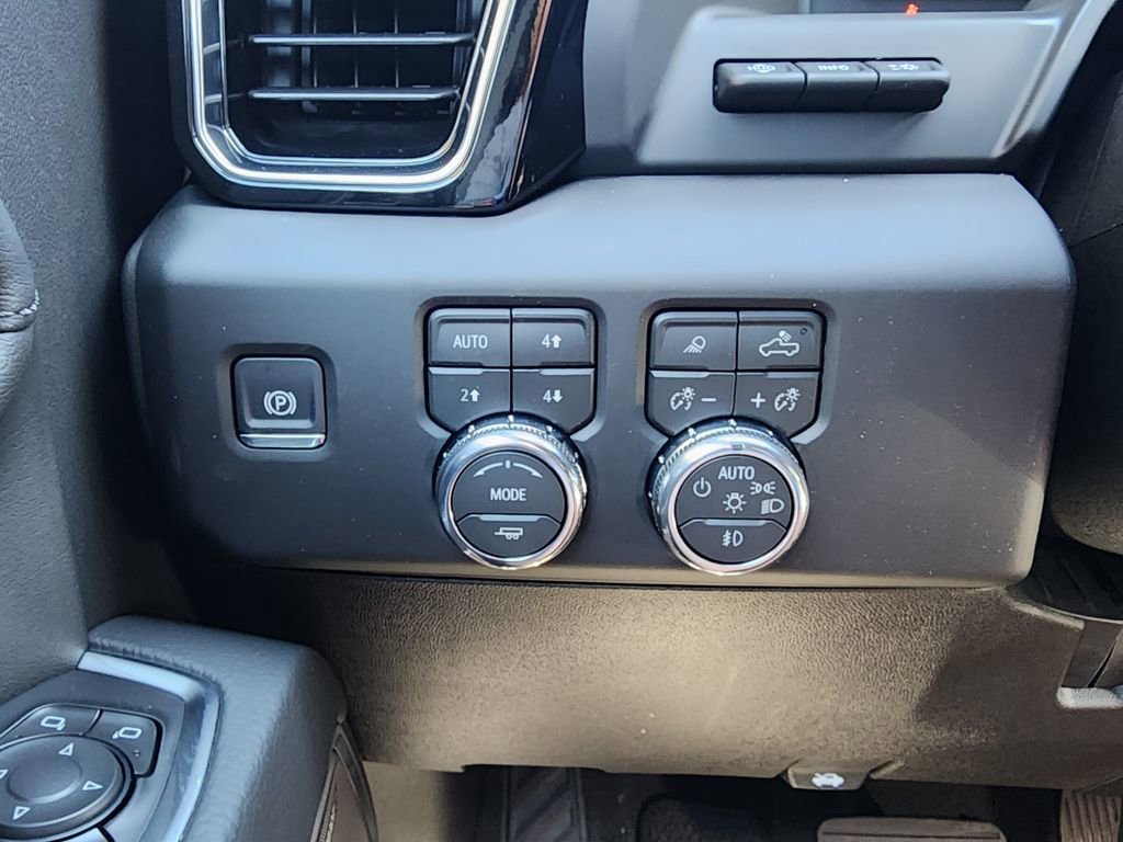 New 2026 GMC Sierra 2500 Denali w/ Denali Reserve Package image 22