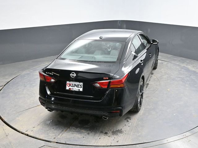 Used 2025 Nissan Altima 2.5 SR image 38