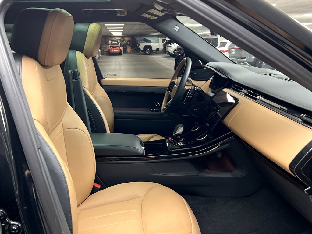 Used 2023 Land Rover Range Rover Sport SE Dynamic image 33