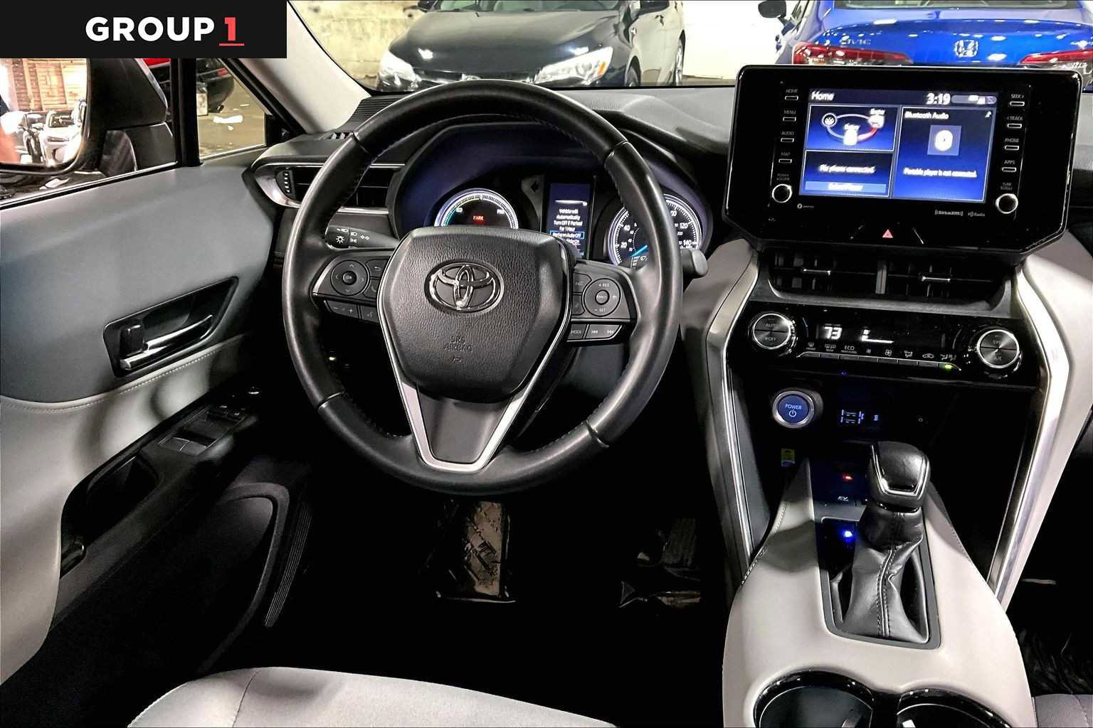 Certified 2021 Toyota Venza LE image 5