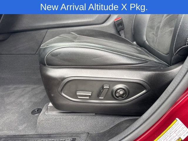 Used 2024 Jeep Grand Cherokee Altitude AWD/4WD image 20