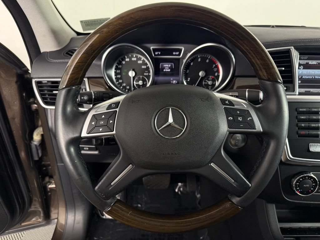 Used 2016 Mercedes-Benz GL 450 4MATIC w/ Premium I Package image 26