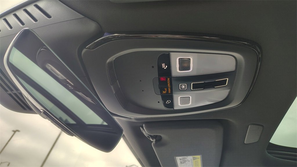 New 2026 Volvo XC60 B5 Ultra w/ Climate Package image 26