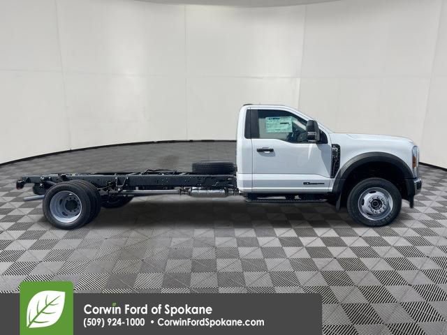 New 2025 Ford F550 4x4 Regular Cab Super Duty image 8