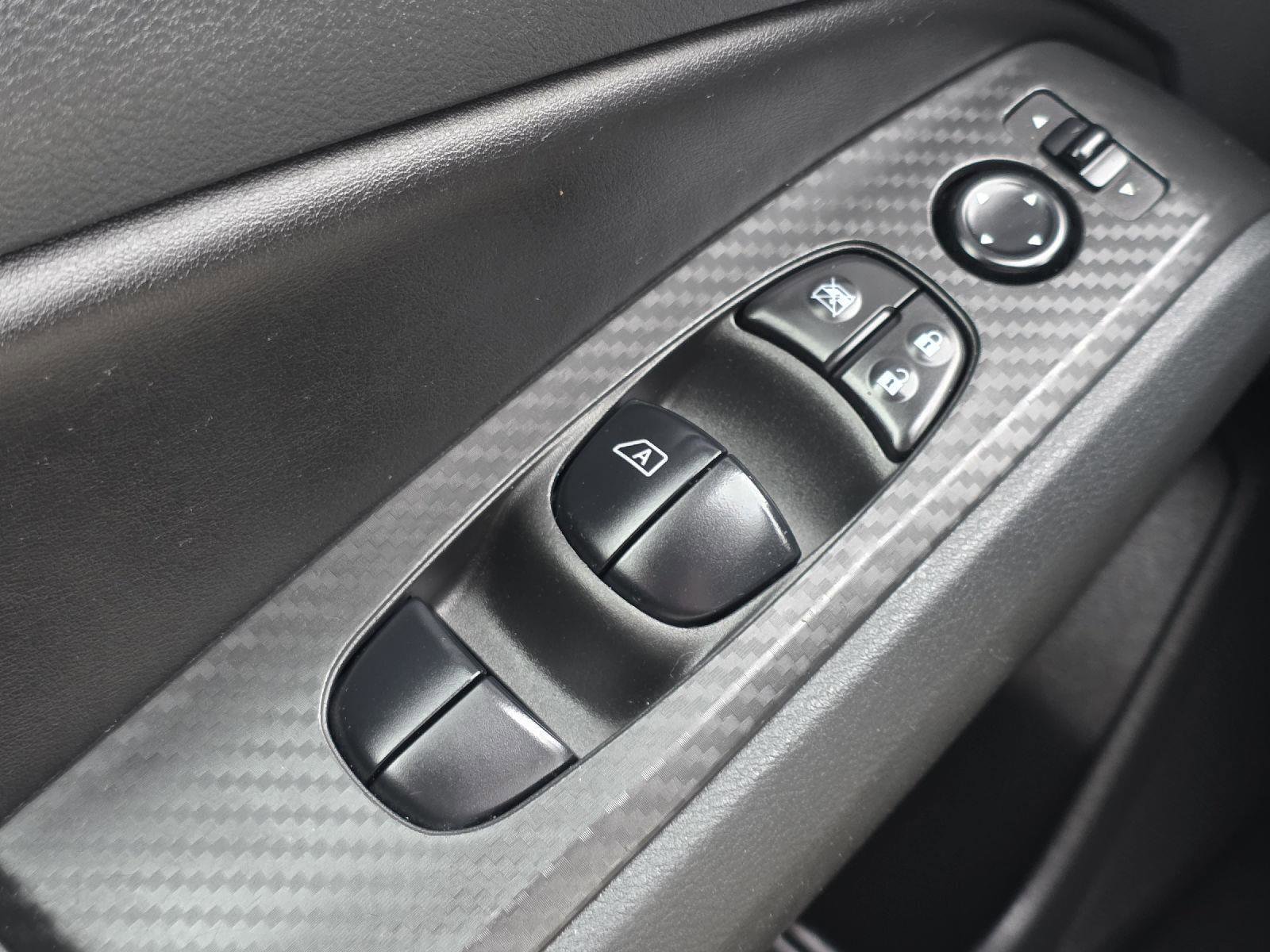 Used 2024 Nissan Altima 2.5 S image 9