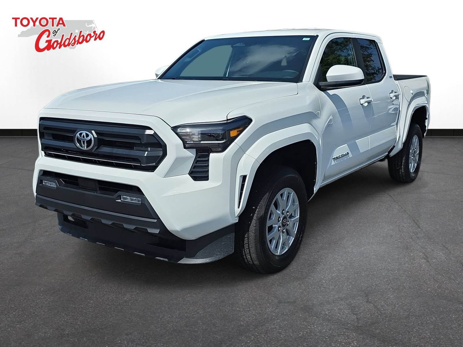 Used 2025 Toyota Tacoma SR5