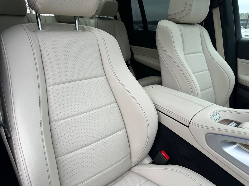Certified 2024 Mercedes-Benz GLS 450 4MATIC image 44