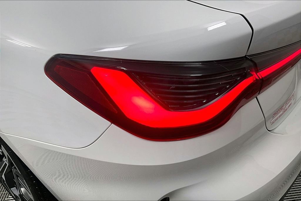 Used 2025 BMW 430i Coupe w/ Convenience Package image 29