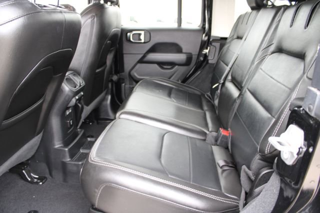 Used 2023 Jeep Wrangler Unlimited Sahara image 43