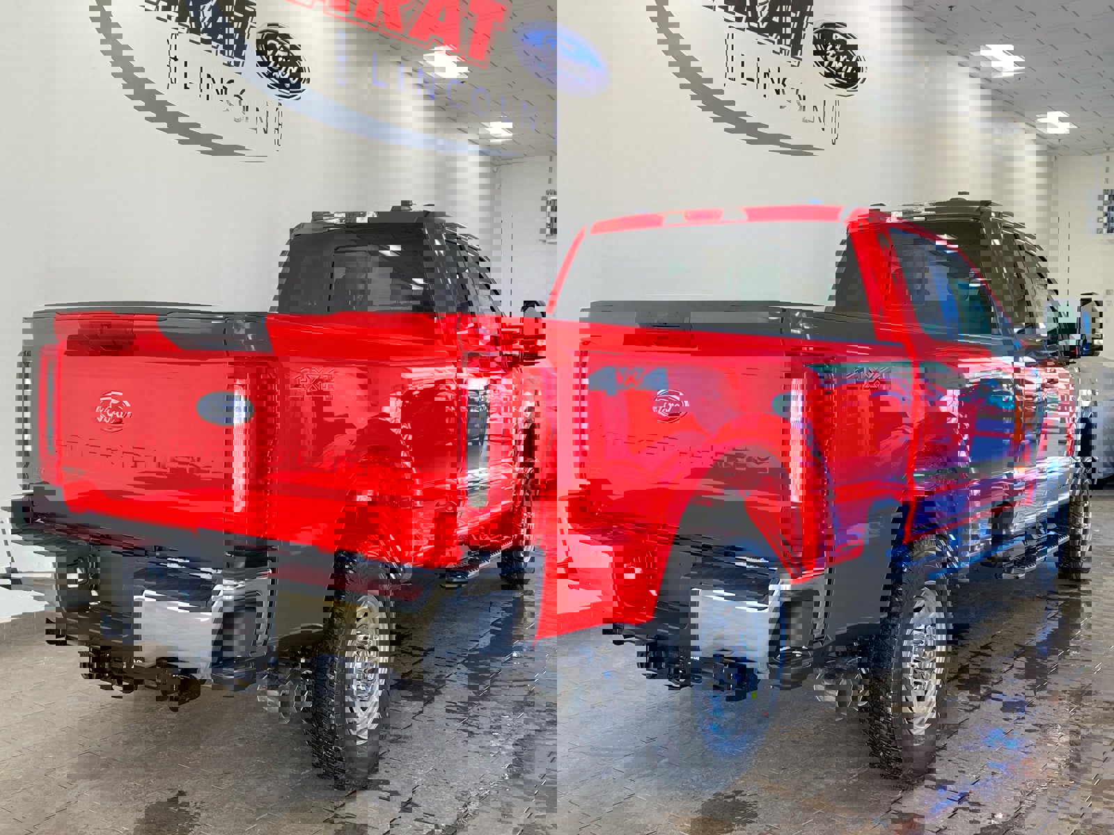 New 2026 Ford F250 XL w/ XL Chrome Package image 14