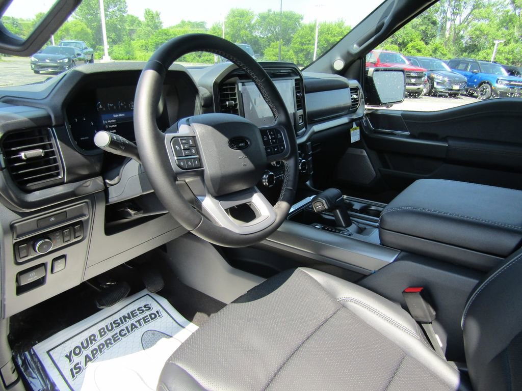 New 2025 Ford F150 Lariat w/ Equipment Group 501A Mid image 13
