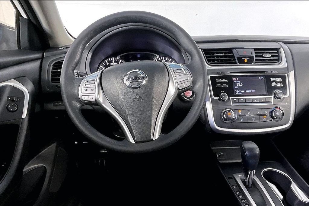 Used 2018 Nissan Altima 2.5 S w/ S Convenience Package FWD image 6