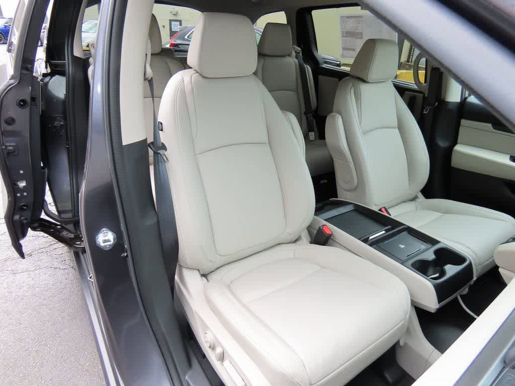 New 2026 Honda Odyssey EX-L image 17
