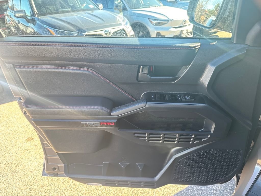 Used 2025 Toyota Tacoma TRD Pro image 32