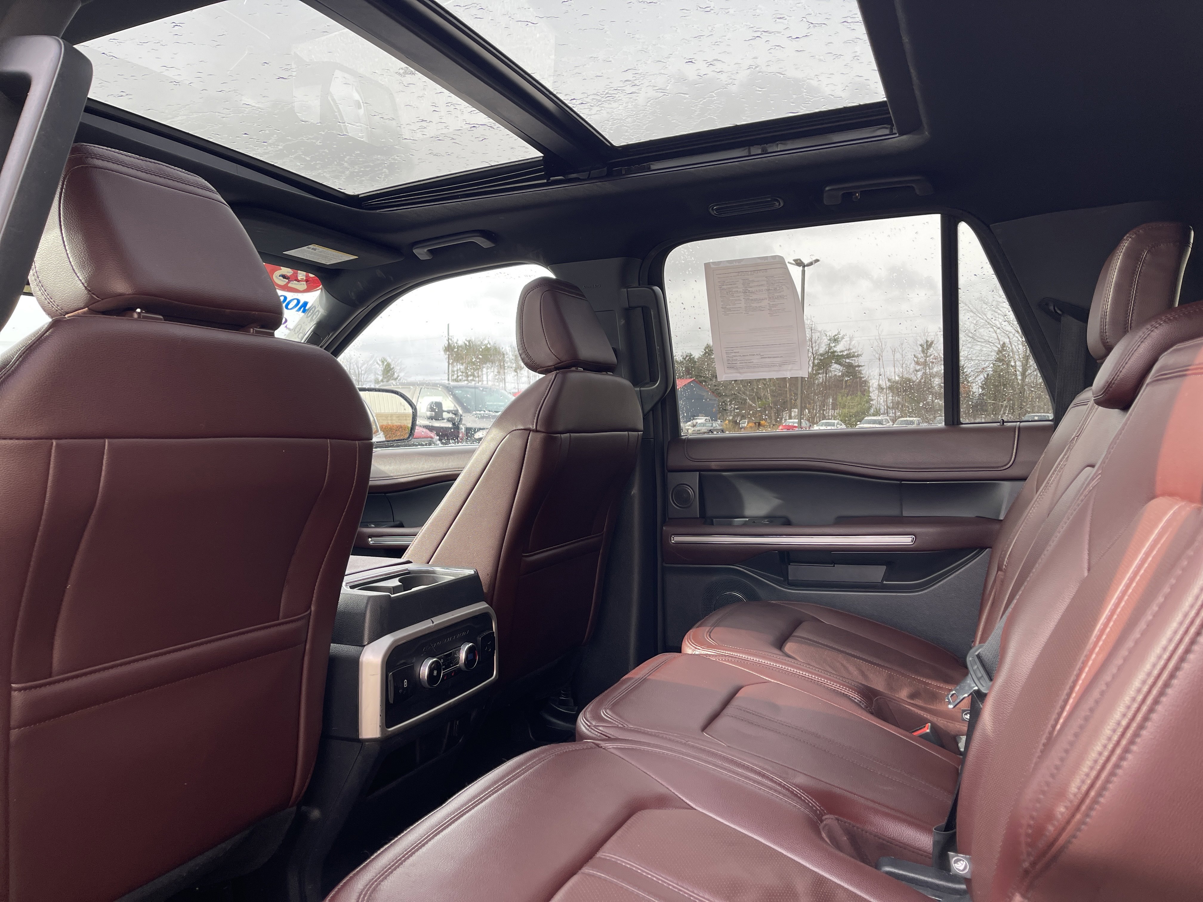 Used 2023 Ford Expedition Max Limited image 11