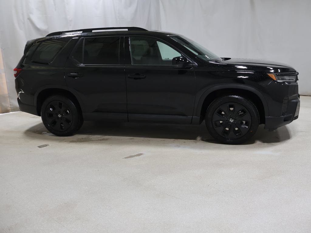 New 2026 Honda Pilot Black Edition image 8