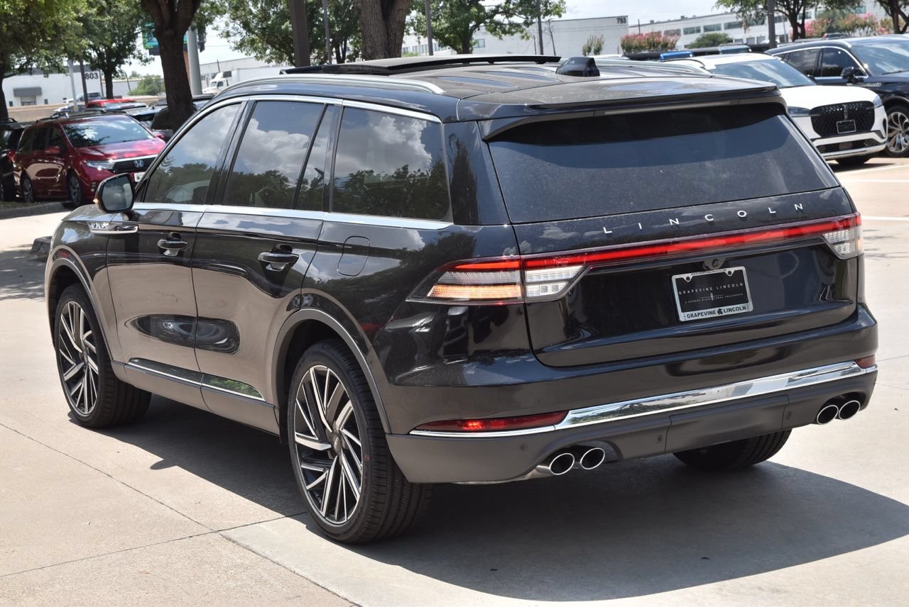 New 2026 Lincoln Aviator Reserve AWD/4WD image 9