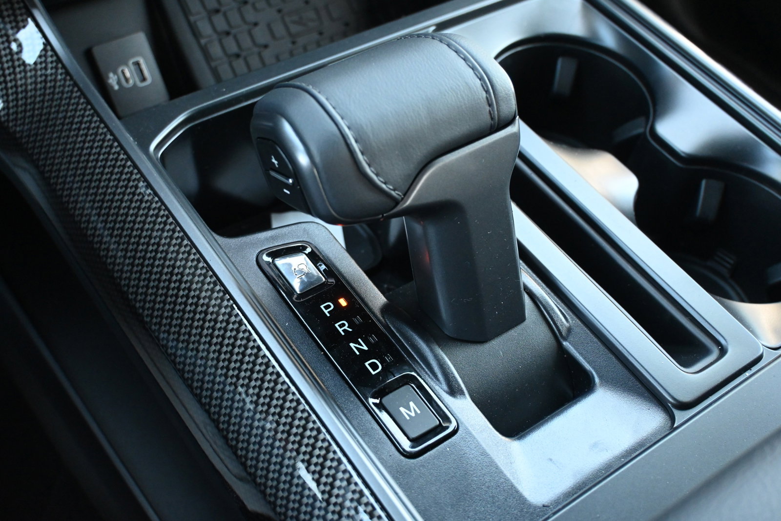 New 2025 Ford F150 Lariat w/ Equipment Group 502A High image 32