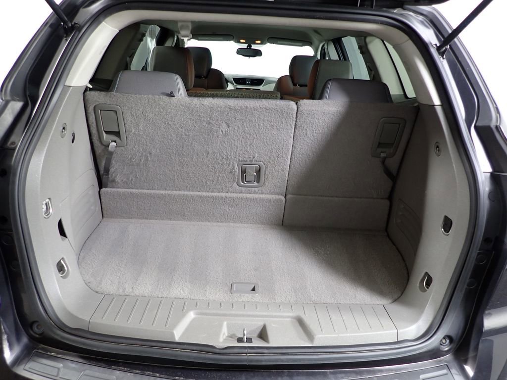 Used 2015 Chevrolet Traverse LT image 13