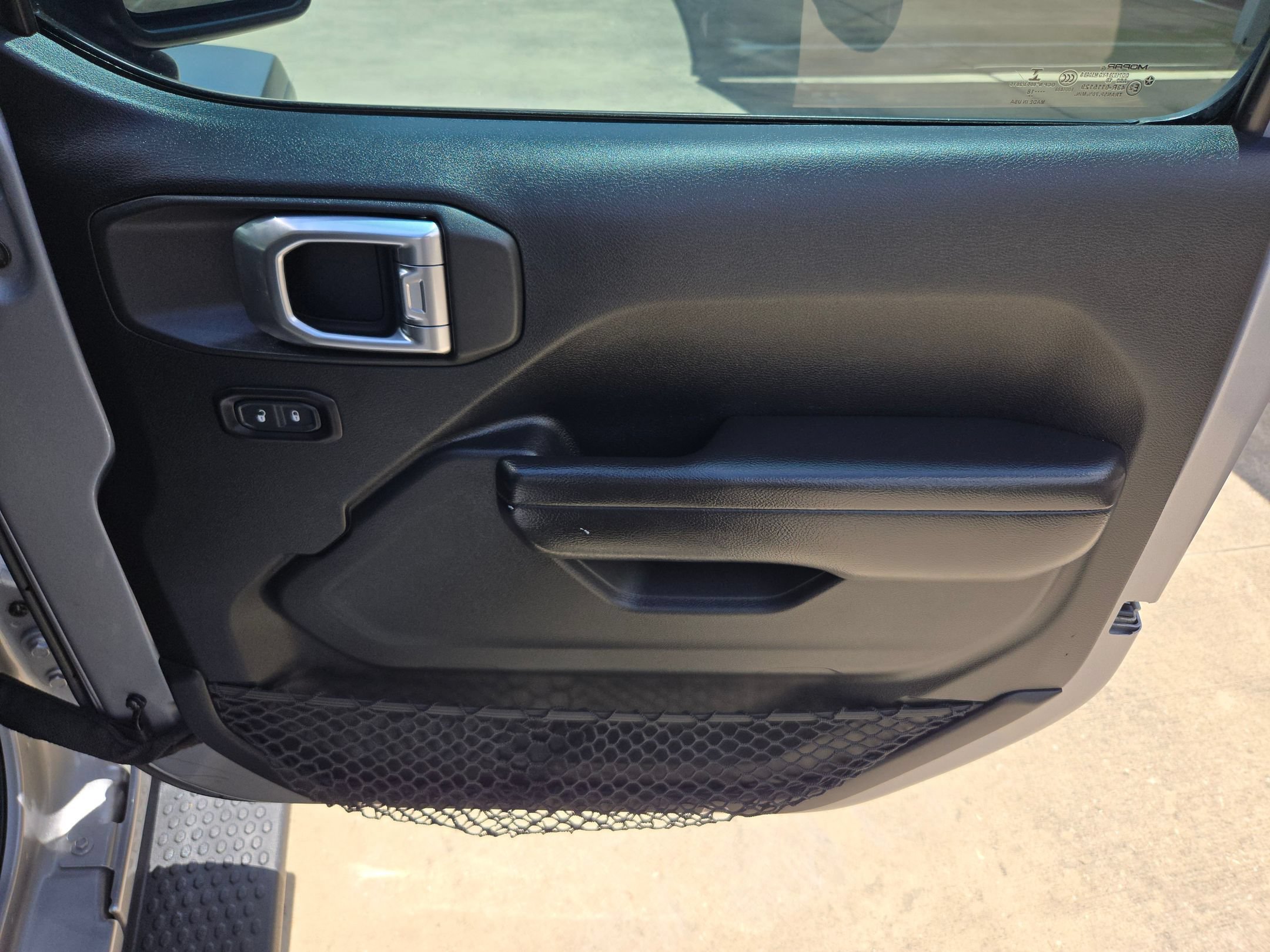 Used 2018 Jeep Wrangler Unlimited Sport S AWD/4WD image 30