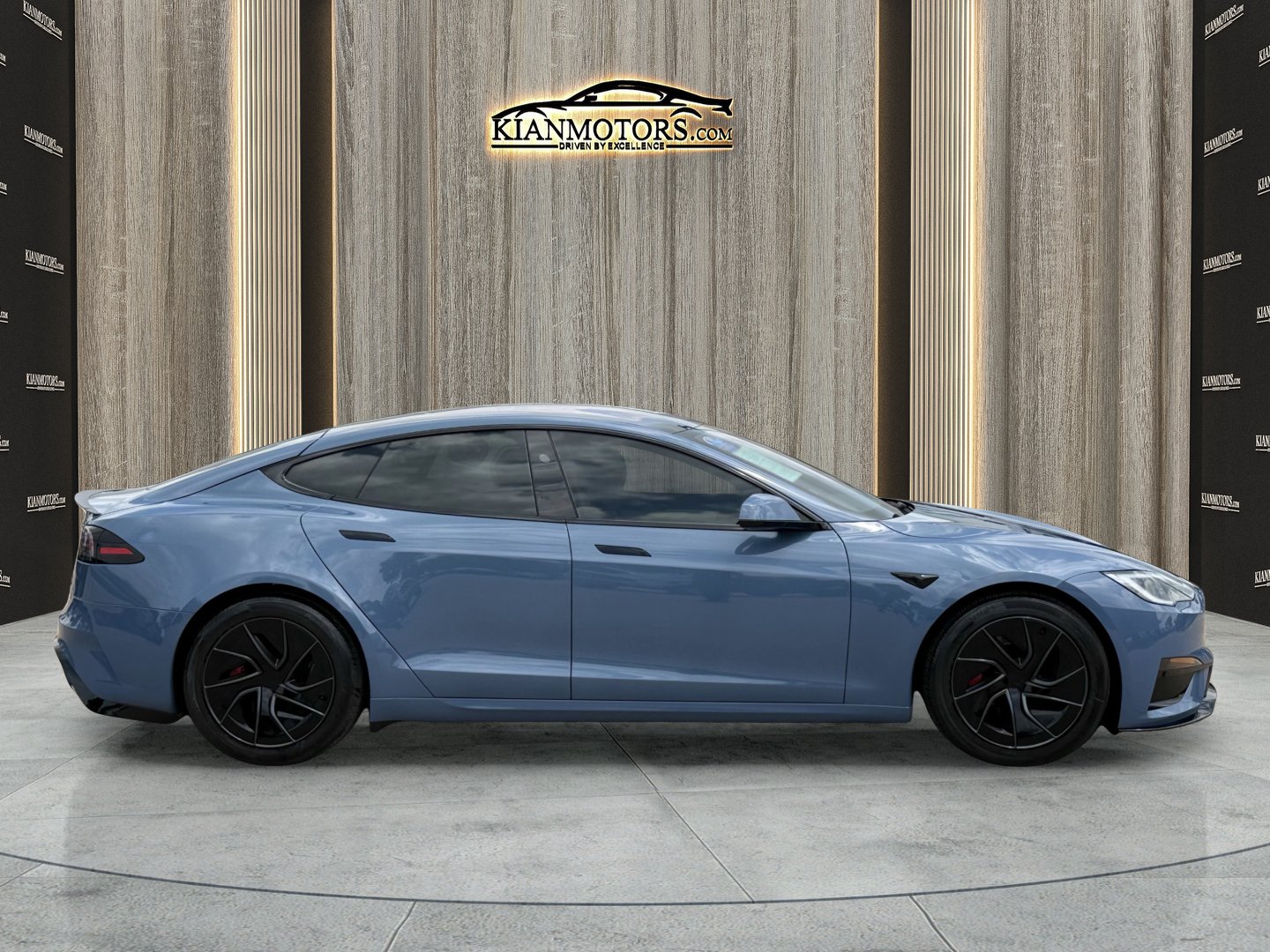 Used 2026 Tesla Model S Plaid AWD/4WD image 11