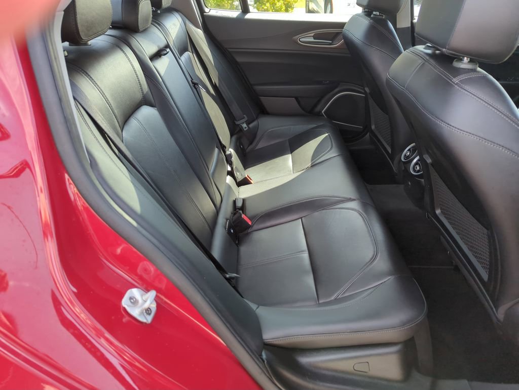 Used 2019 Alfa Romeo Giulia Ti image 31