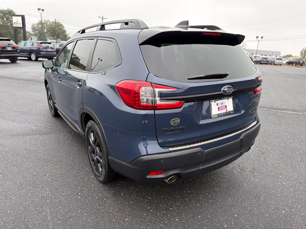 Certified 2023 Subaru Ascent Onyx Edition Limited AWD/4WD image 3
