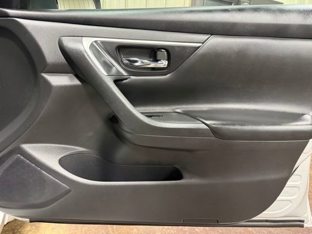 Used 2016 Nissan Altima 2.5 S w/ Power Driver Seat Package image 24