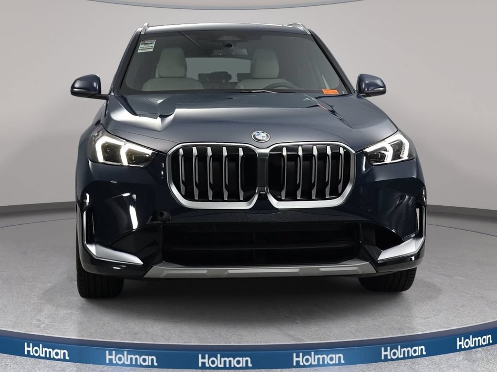 New 2026 BMW X1 xDrive28i w/ Technology Package AWD/4WD image 2