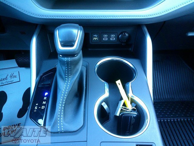 Certified 2023 Toyota Highlander LE image 19