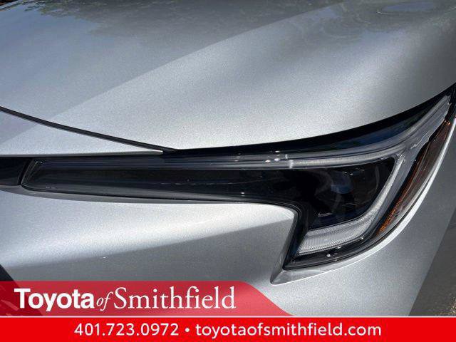 Certified 2026 Toyota Corolla SE w/ SE Package FWD image 1