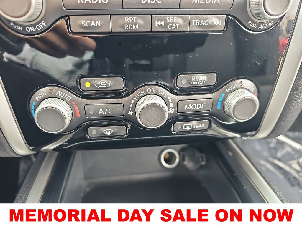 Used 2017 Nissan Pathfinder S FWD image 21