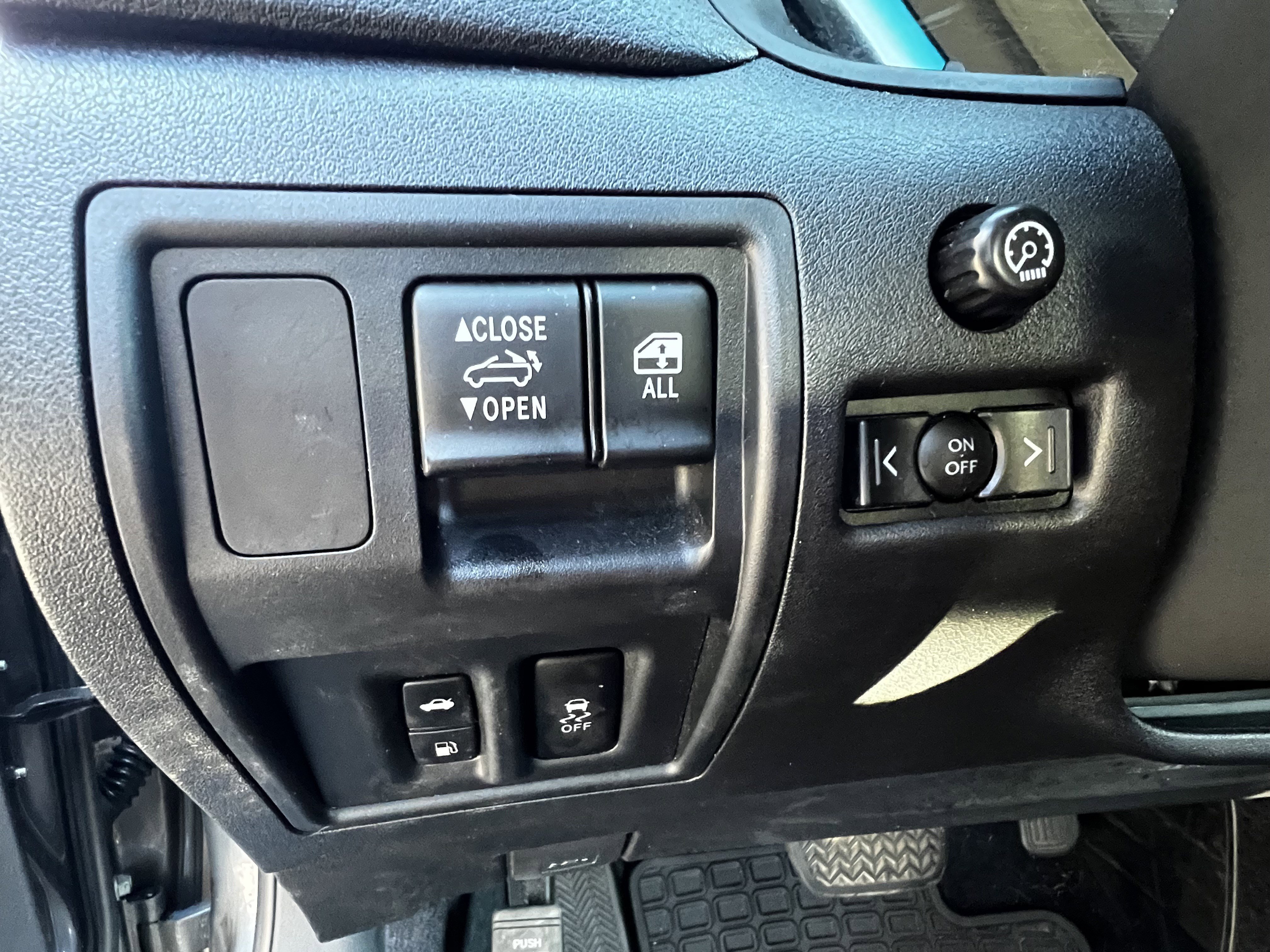 Used 2014 Lexus IS 250C image 15