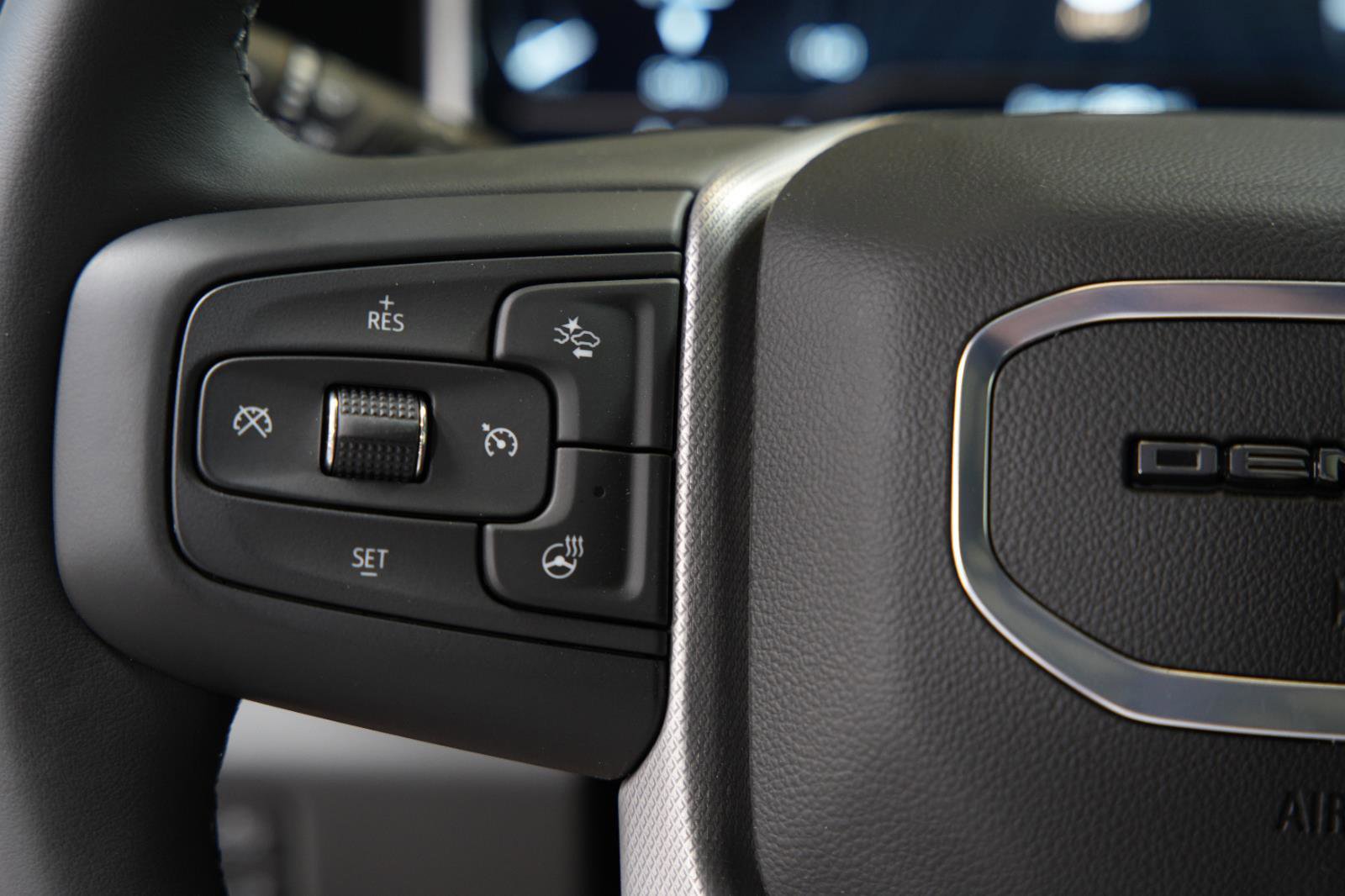 New 2025 GMC Sierra 2500 Denali w/ Denali Reserve Package image 39