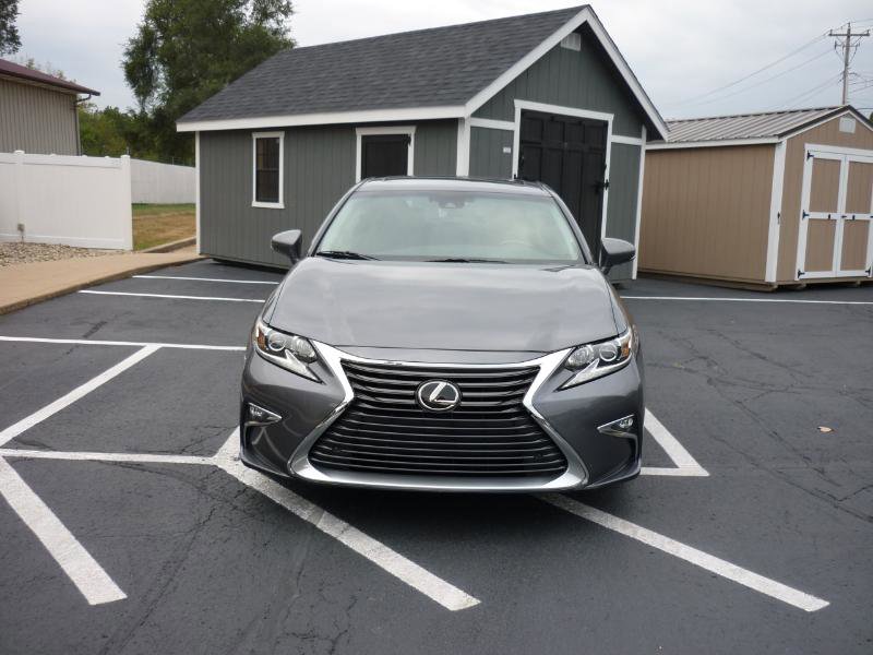 Used 2018 Lexus ES 350 w/ Premier Package image 3